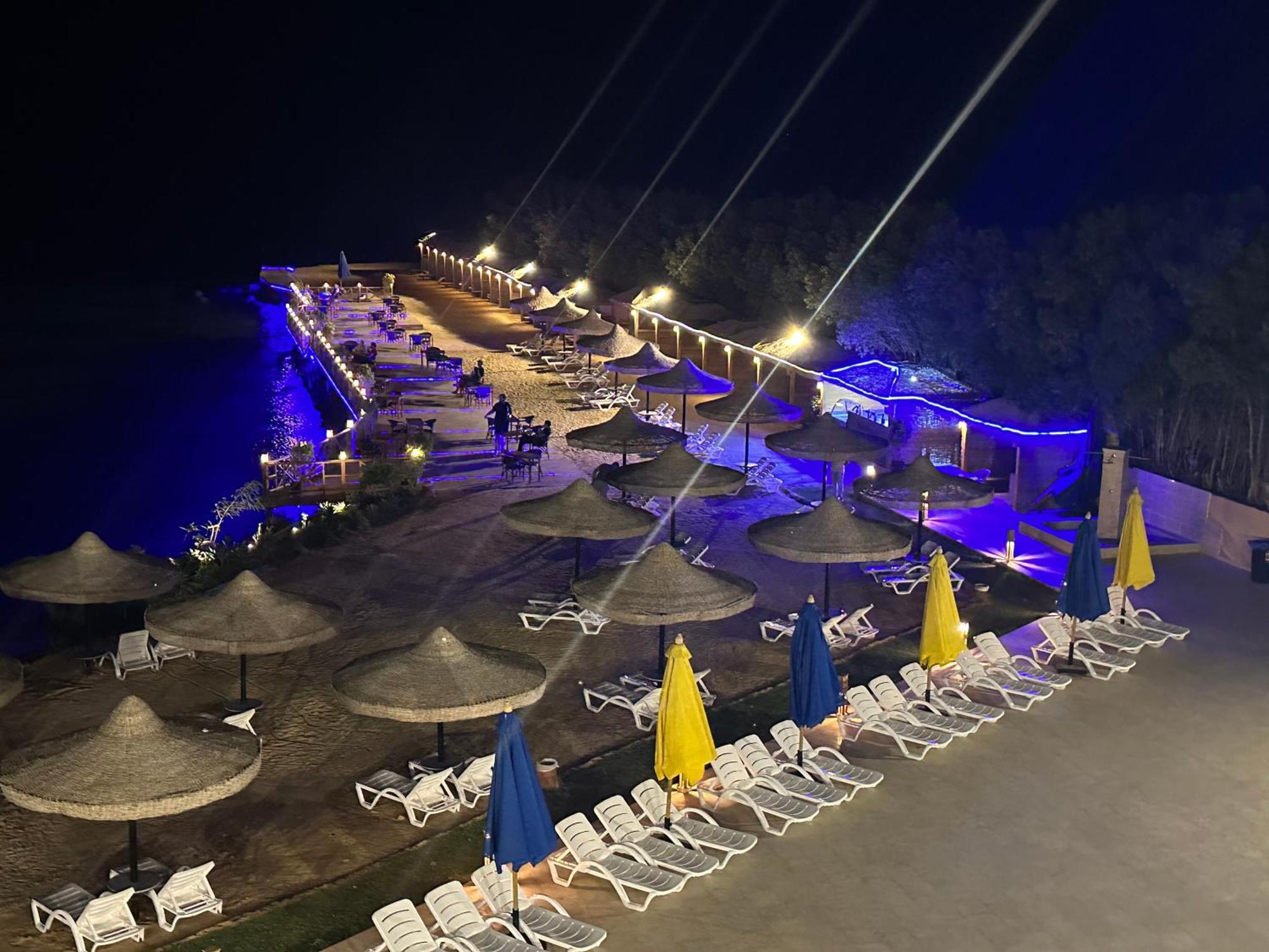 Moon Beach Hotel Gurdaka Kültér fotó